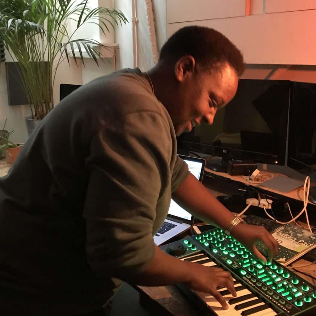 MWEN ABLETON TUTOR HUB16
